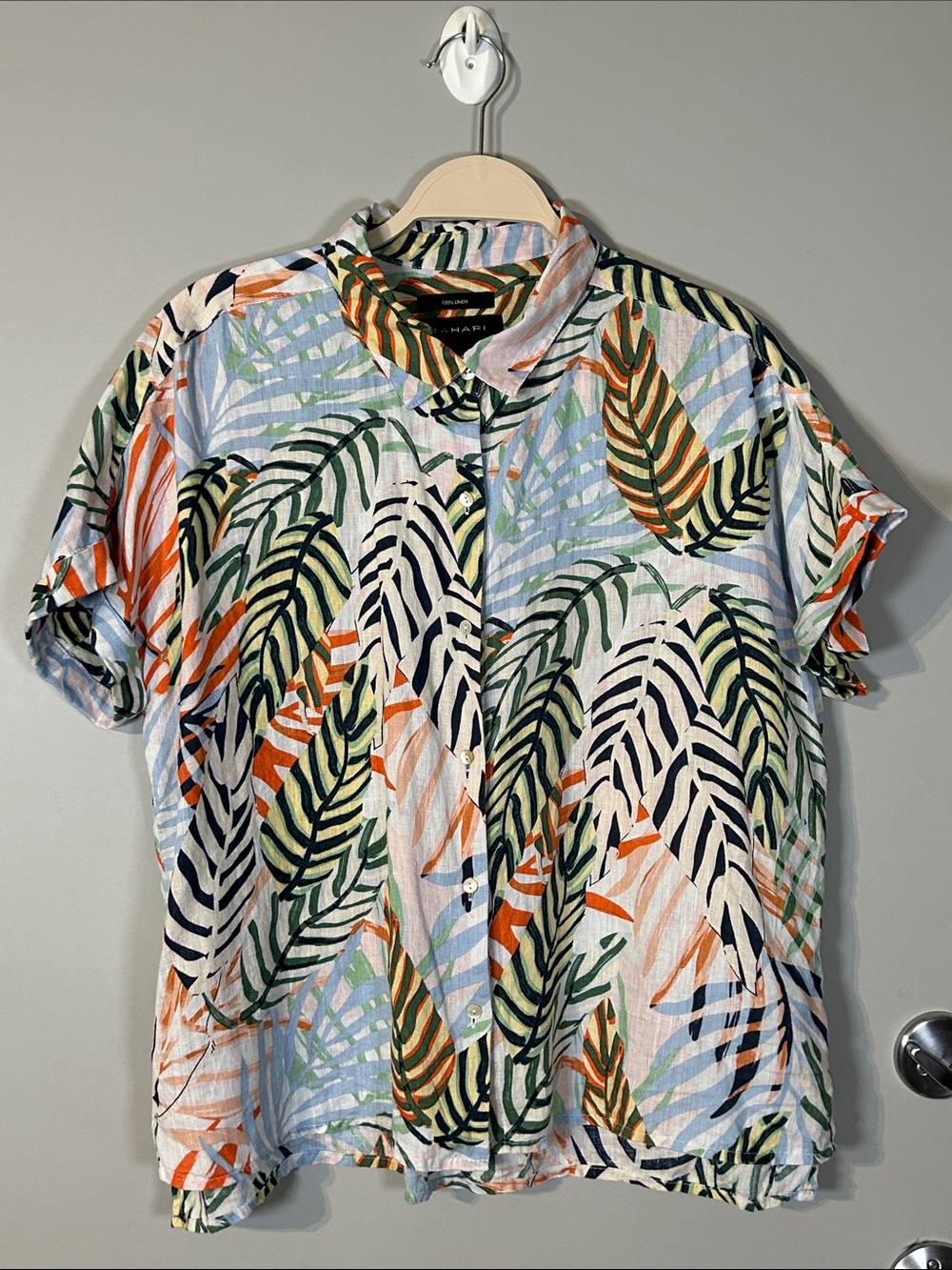 Tahari Women's 100% Linen Tropical Leaf Button-Down Shirt - Large, costal style